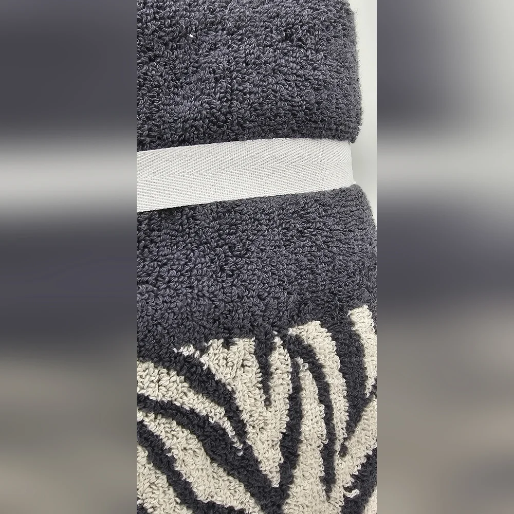 Rachel Zoe 2 Piece Zebra Print White Gray 100% Cotton Hand Towel Set OEKO TEX
